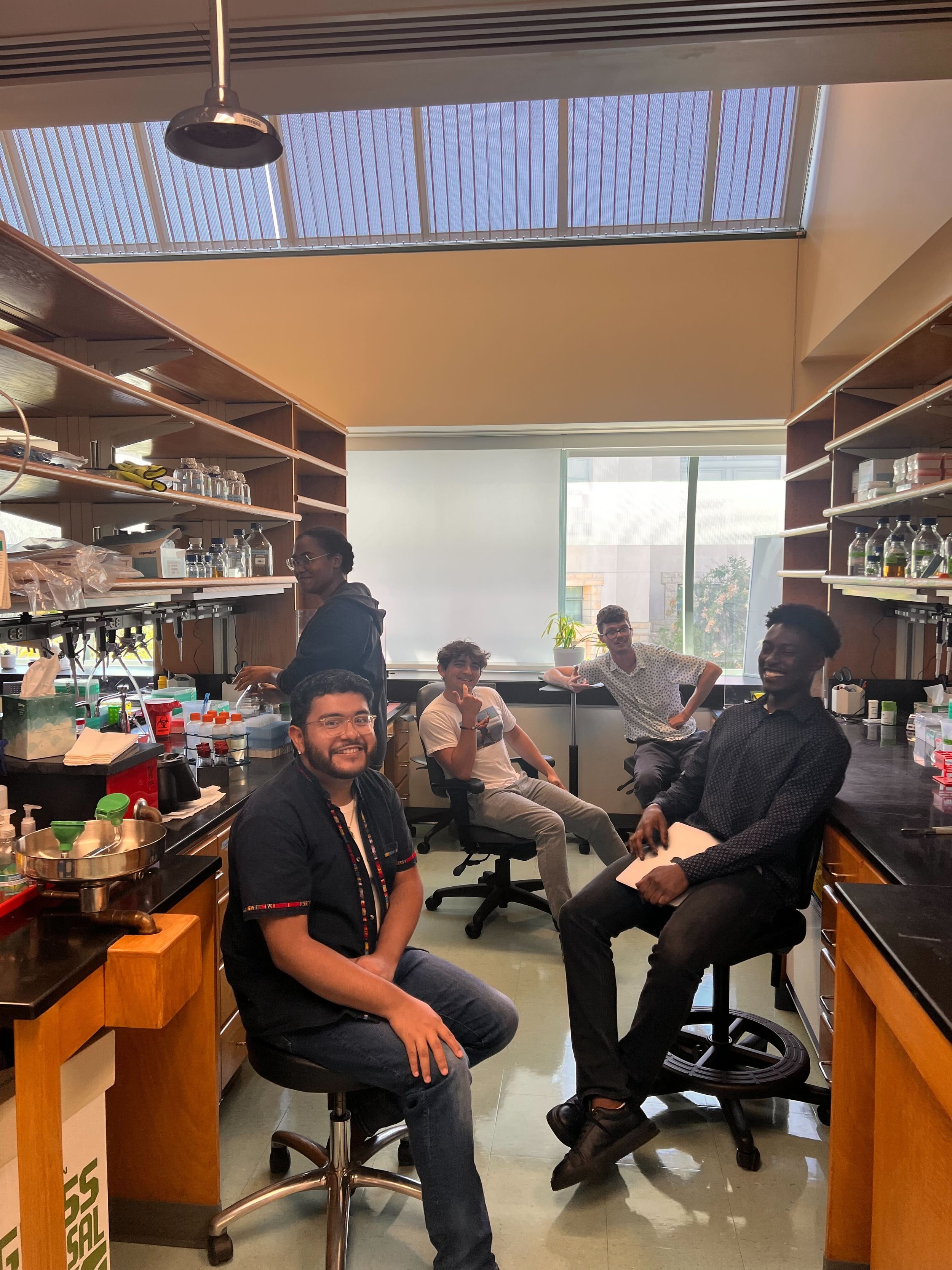 Sharaf Lab photo: 230828 Day in the Lab