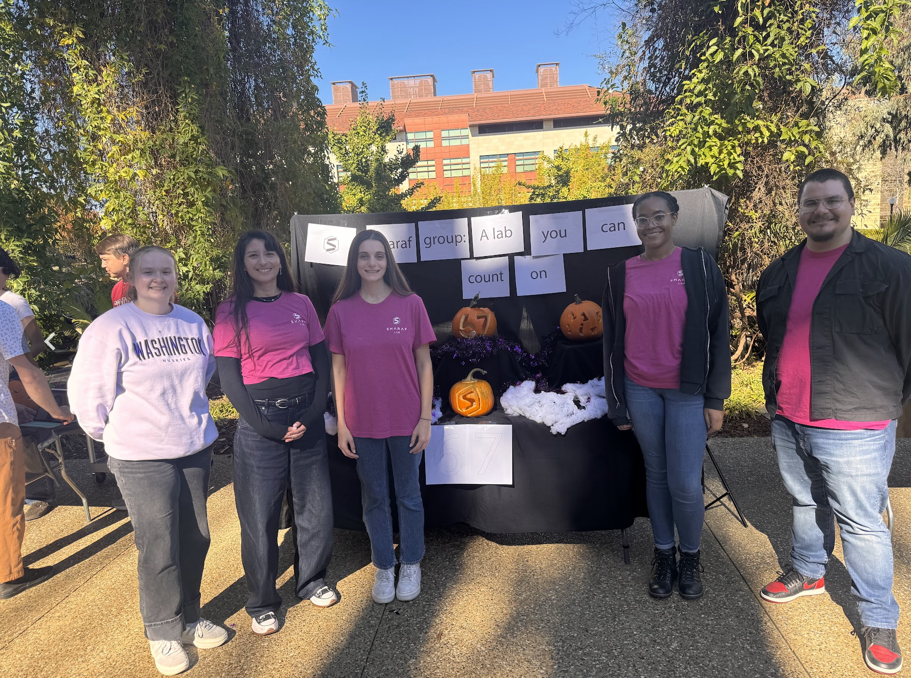 Sharaf Lab photo: 251028 Halloween